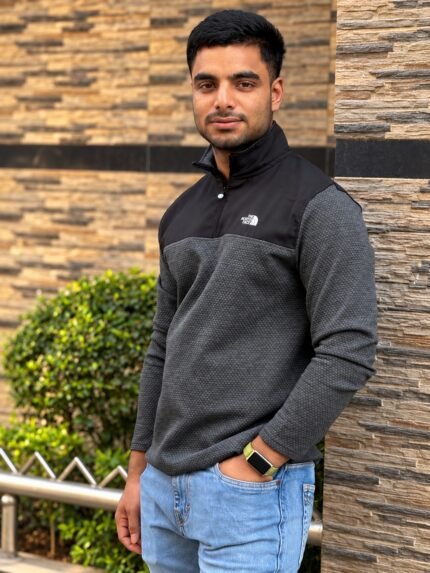 The North Face Premium Sweatshirt